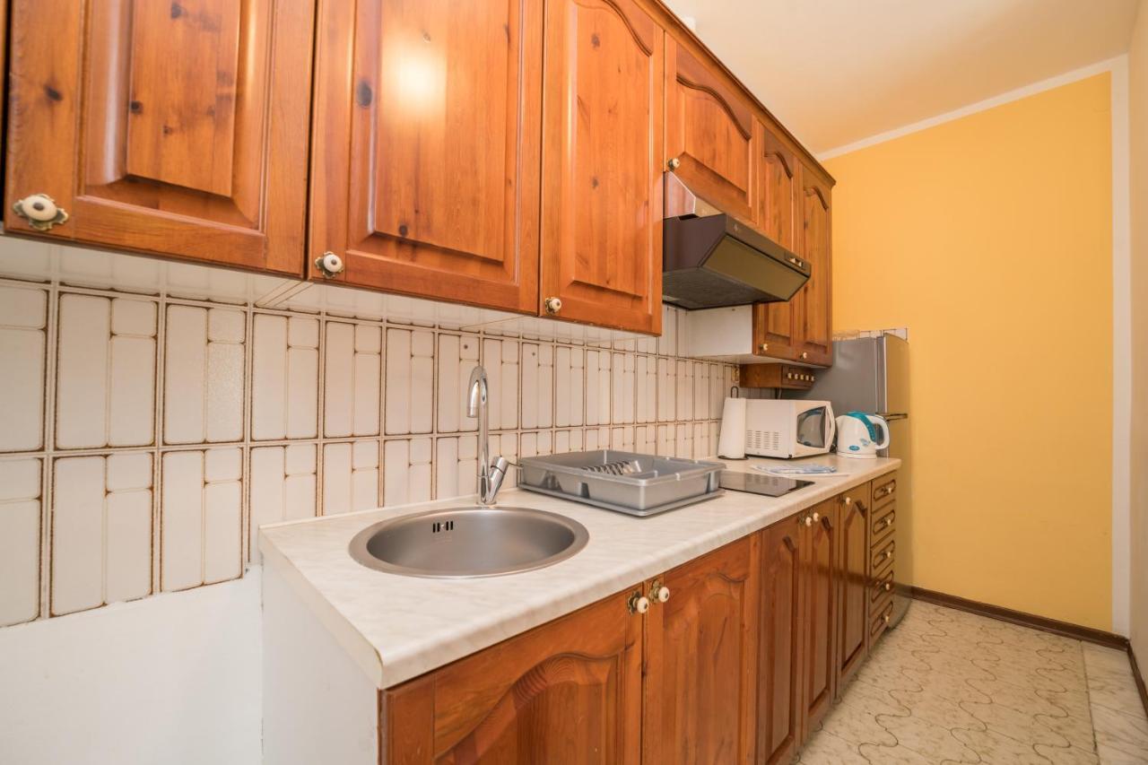Ferienwohnung Red Karmenita Umag Exterior foto